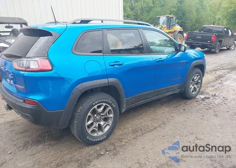 2021 Jeep Cherokee Trailhawk 4X4 z USA, uszkodzony, nr VIN 1C4PJMBXXMD173102